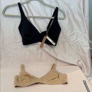 NWT SKIMS Seamless Black and Tan Bralette 2 Bra Set